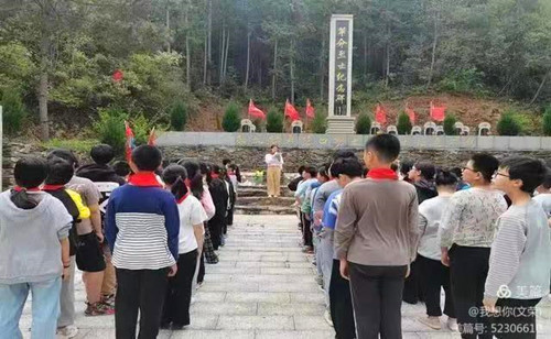 中學(xué)、小學(xué)、鄉(xiāng)機(jī)關(guān)干部_副本.jpg