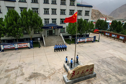 圖為升國旗儀式航拍_副本.jpg